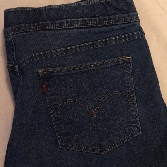 levi's pull on straight leg jeans
